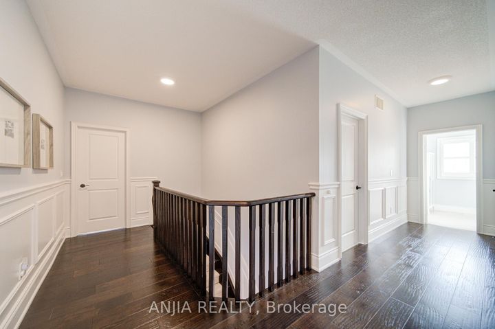 Photo 29 at 5 Warton Court, Greensborough, Markham