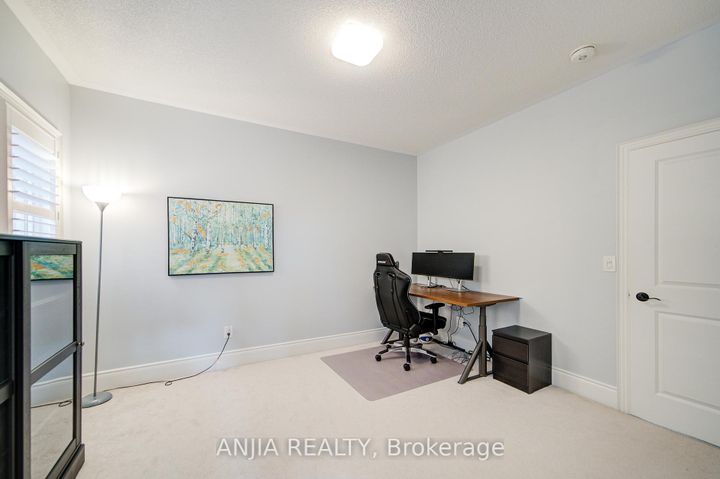 Photo 31 at 5 Warton Court, Greensborough, Markham