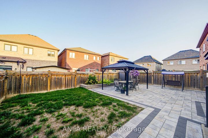 Photo 45 at 5 Warton Court, Greensborough, Markham