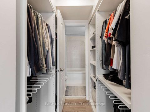Photo 17 at 15 - 760 Lawrence Avenue W, Glen Park, Toronto