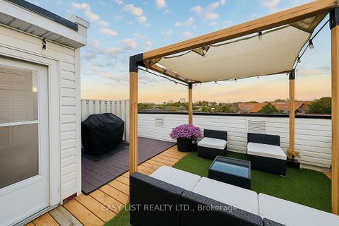 Photo 20 at 15 - 760 Lawrence Avenue W, Glen Park, Toronto