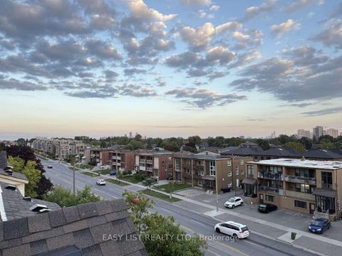 Photo 23 at 15 - 760 Lawrence Avenue W, Glen Park, Toronto