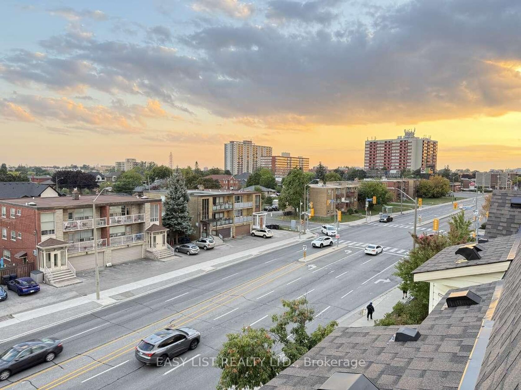 Photo 22 at 15 - 760 Lawrence Avenue W, Glen Park, Toronto Photo 22 at 15 - 760 Lawrence Avenue W, Glen Park, Toronto