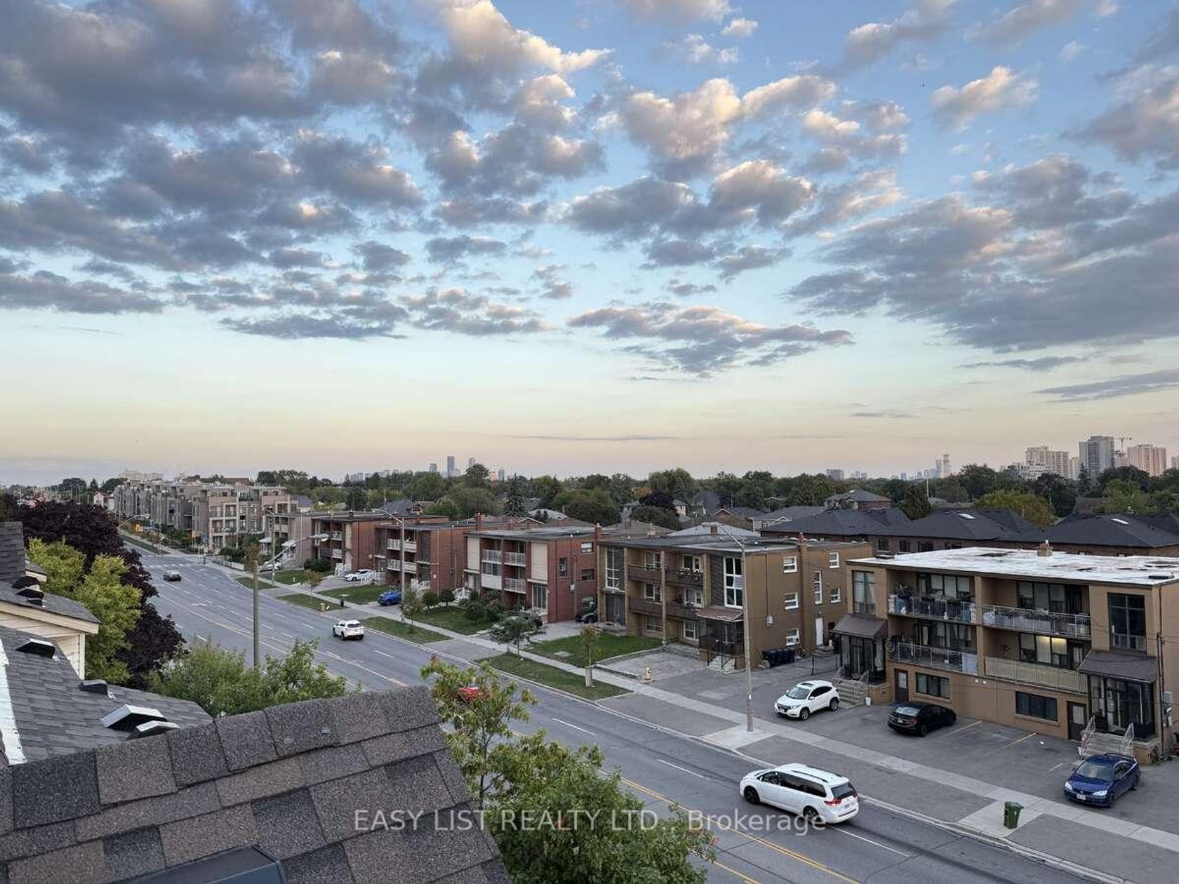 Photo 23 at 15 - 760 Lawrence Avenue W, Glen Park, Toronto Photo 23 at 15 - 760 Lawrence Avenue W, Glen Park, Toronto