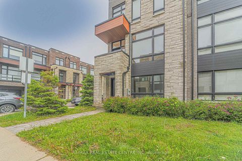 Photo 2 at 41 Gerussi Street, Vellore Village, Vaughan