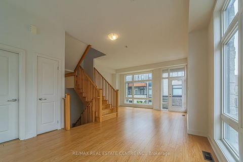 Photo 12 at 41 Gerussi Street, Vellore Village, Vaughan