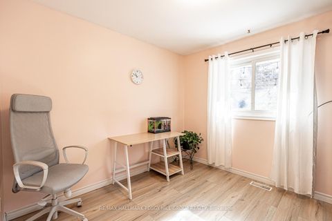 Photo 14 at 25 Marshall Street, Allandale Heights, Barrie