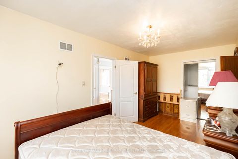 Photo 8 at 20 Gracefield Avenue, Maple Leaf, Toronto