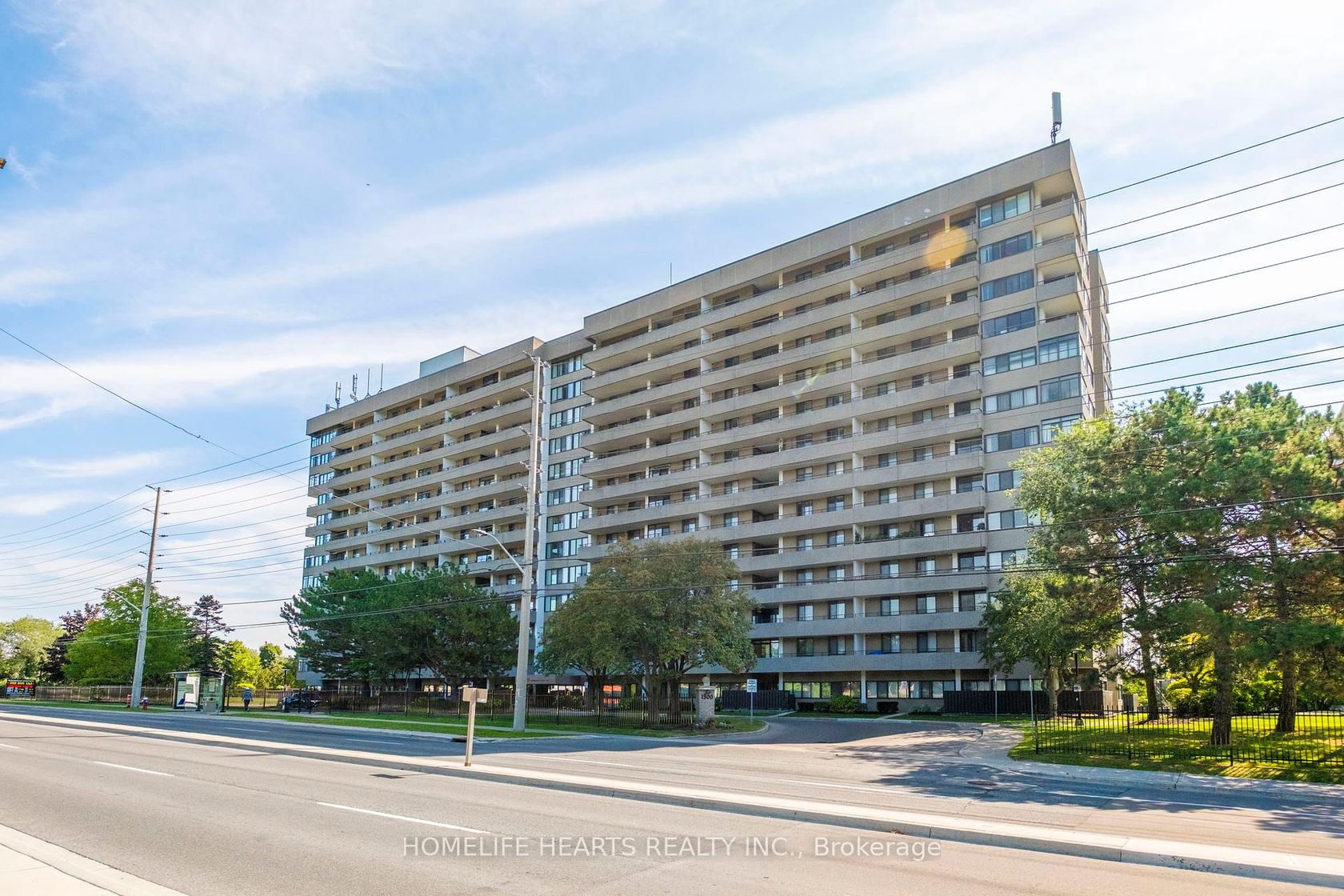 1111 - 1300 Mississauga Valley Boulevard, Mississauga Valleys, Mississauga by Loree Meneguzzi Real Estate 1111 - 1300 Mississauga Valley Boulevard, Mississauga Valleys, Mississauga