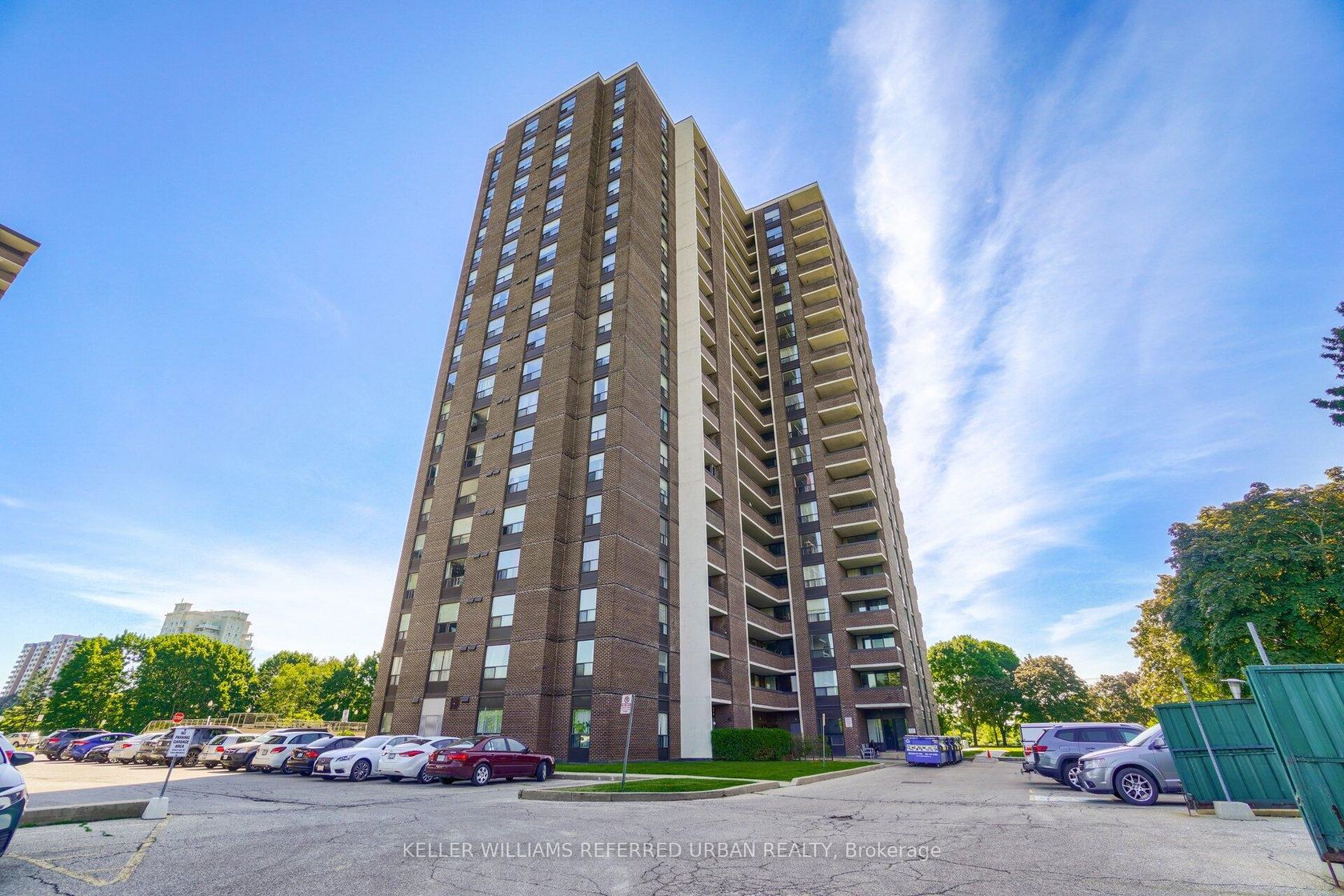404 - 1515 Lakeshore Road E, Lakeview, Mississauga by Loree Meneguzzi Real Estate 404 - 1515 Lakeshore Road E, Lakeview, Mississauga