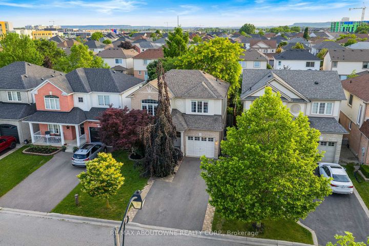 Photo 1 at 1131 Zimmerman Crescent, BE Beaty, Milton
