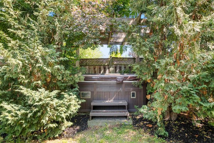 Photo 37 at 1131 Zimmerman Crescent, BE Beaty, Milton