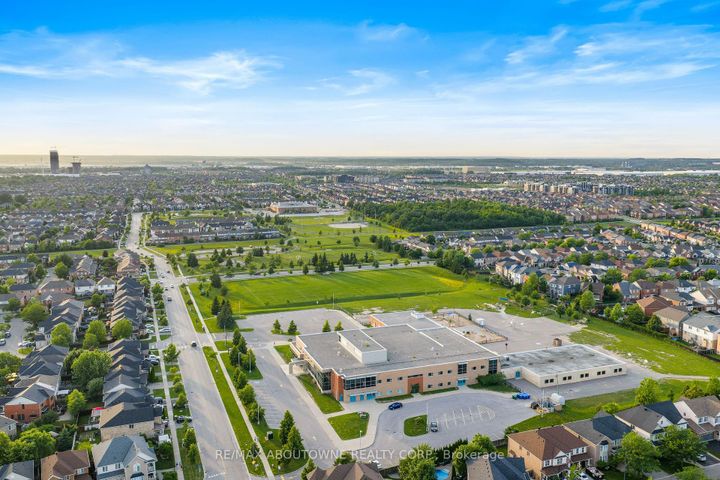 Photo 40 at 1131 Zimmerman Crescent, BE Beaty, Milton