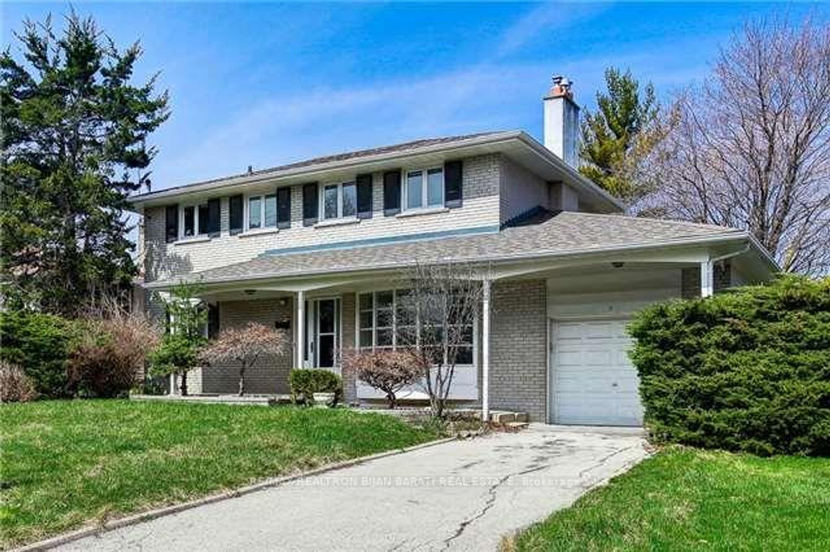 6 Greenyards Drive, Newtonbrook East, Toronto 