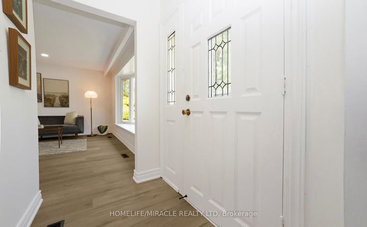 Photo 1 at 66 Avening Drive, Clairville, Toronto