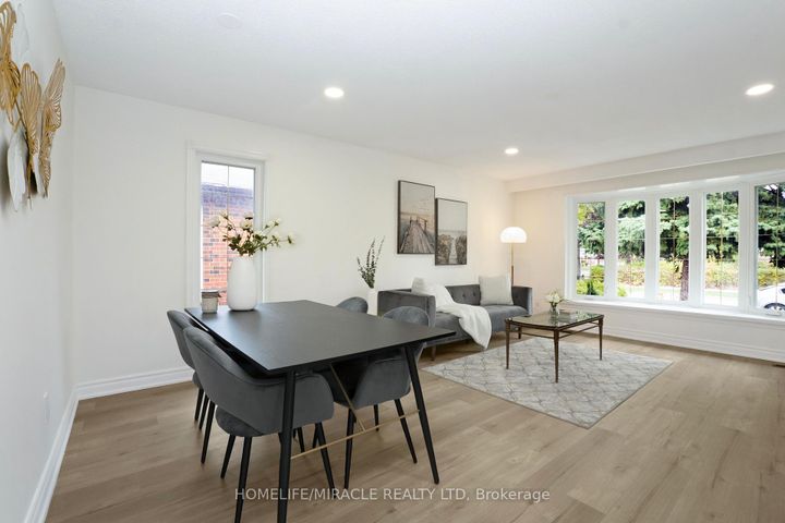 Photo 5 at 66 Avening Drive, Clairville, Toronto