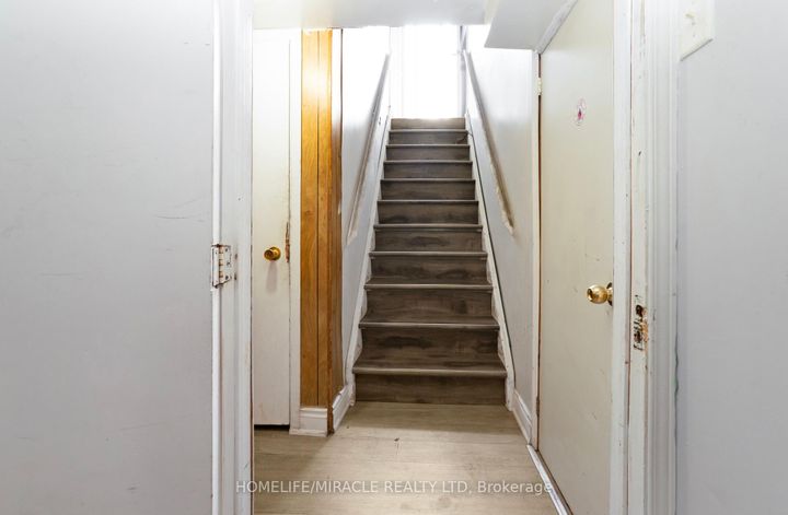 Photo 27 at 66 Avening Drive, Clairville, Toronto