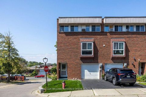 Photo 1 at 2 Sebastian Cabot Way, Jane Heights, Toronto