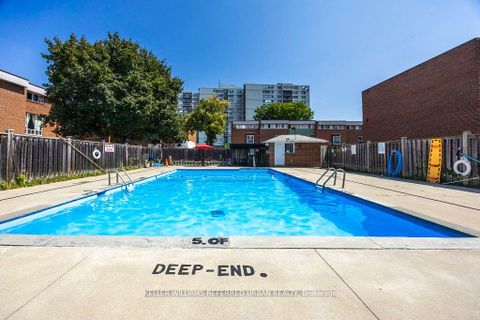 Photo 36 at 2 Sebastian Cabot Way, Jane Heights, Toronto