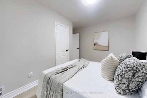 Photo 23 at 36 Belyea Crescent, Bendale, Toronto