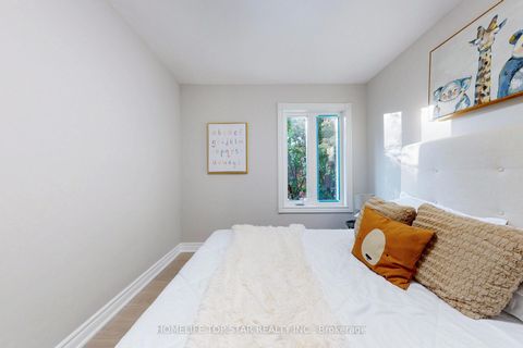 Photo 26 at 36 Belyea Crescent, Bendale, Toronto