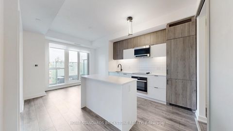 Photo 5 at 321 - 8888 Yonge Street, South Richvale, Richmond Hill Photo 5 at 321 - 8888 Yonge Street, South Richvale, Richmond Hill