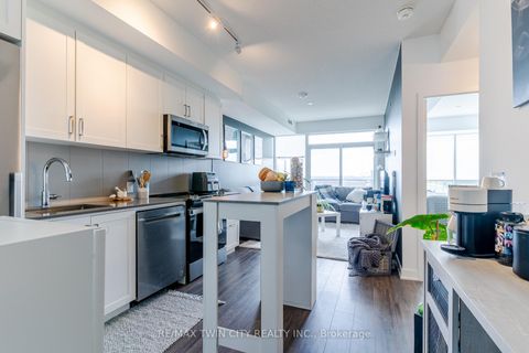 Photo 4 at 409 - 681 Yonge Street, Painswick South, Barrie