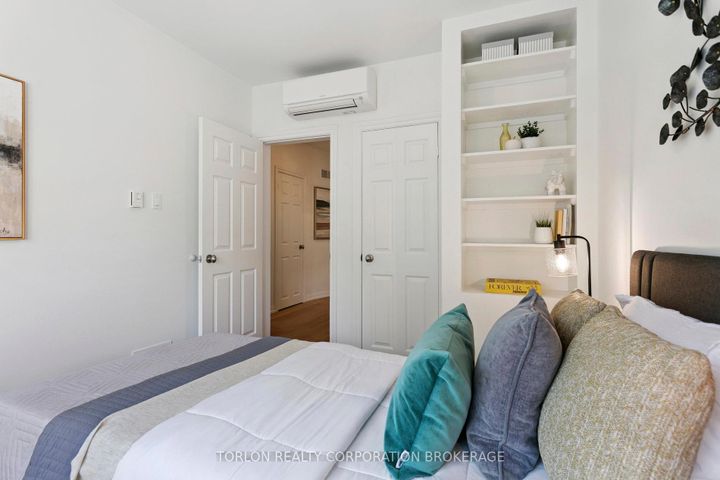 Photo 20 at 100 Colbeck Street, Bloor West Village, Toronto