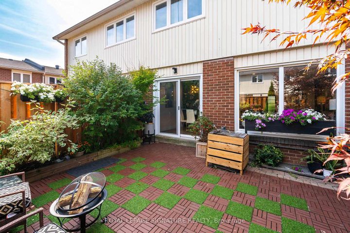 Photo 23 at 5273 Banting Court, Appleby, Burlington