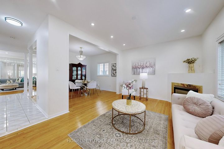 Photo 6 at 1595 Deerhurst Court, Highbush, Pickering
