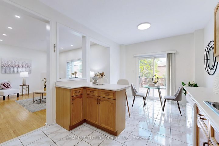 Photo 9 at 1595 Deerhurst Court, Highbush, Pickering