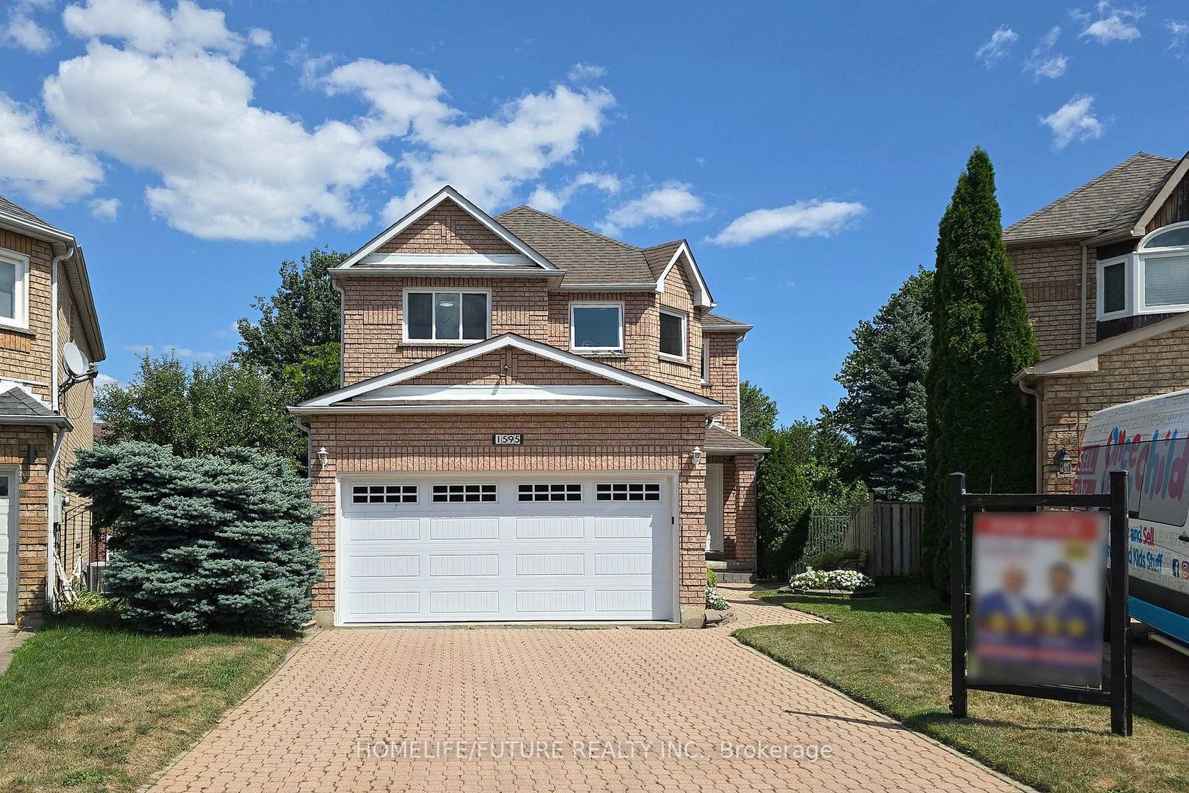 1595 Deerhurst Court, Highbush, Pickering 2