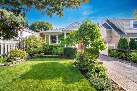 Photo 2 at 151 Brooklawn Avenue, Cliffcrest, Toronto