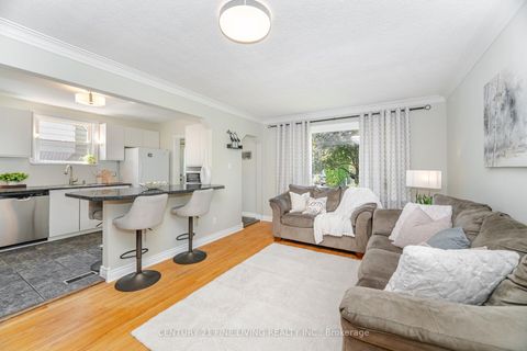 Photo 5 at 151 Brooklawn Avenue, Cliffcrest, Toronto