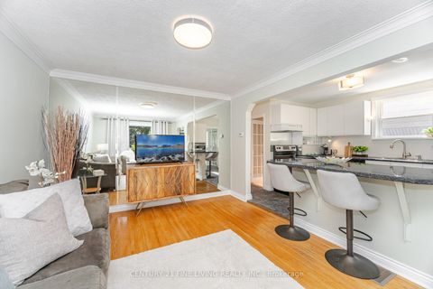 Photo 8 at 151 Brooklawn Avenue, Cliffcrest, Toronto