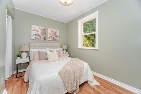 Photo 12 at 151 Brooklawn Avenue, Cliffcrest, Toronto