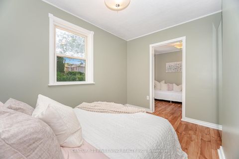 Photo 13 at 151 Brooklawn Avenue, Cliffcrest, Toronto