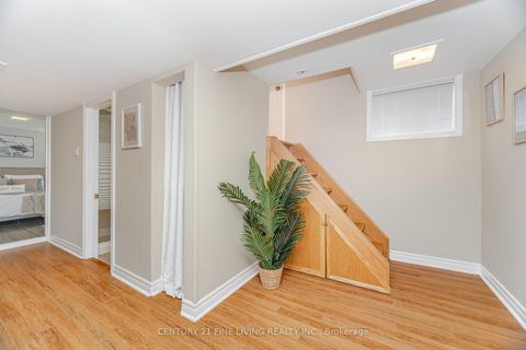 Photo 20 at 151 Brooklawn Avenue, Cliffcrest, Toronto