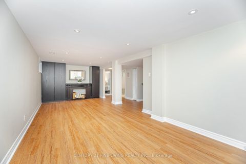 Photo 22 at 151 Brooklawn Avenue, Cliffcrest, Toronto