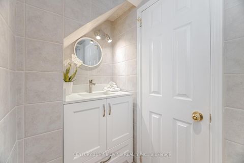 Photo 27 at 151 Brooklawn Avenue, Cliffcrest, Toronto