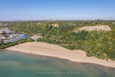 Photo 44 at 151 Brooklawn Avenue, Cliffcrest, Toronto