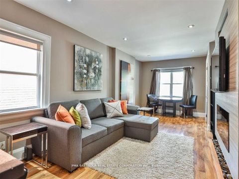Photo 2 at 4 Belle Ayre Boulevard, Mount Pleasant East, Toronto