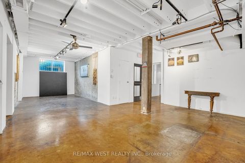Photo 24 at 53 Argyle Street, Bellwoods, Toronto