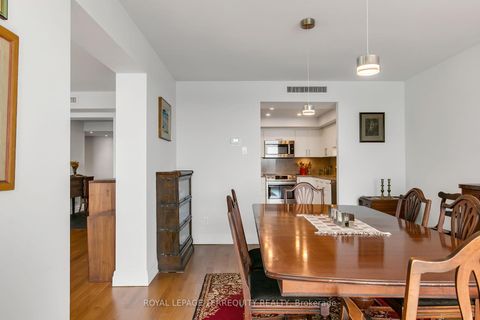 Photo 19 at 2311 - 55 Harbour Square, Waterfront Communities C1, Toronto