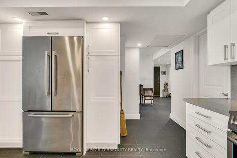 Photo 24 at 2311 - 55 Harbour Square, Waterfront Communities C1, Toronto