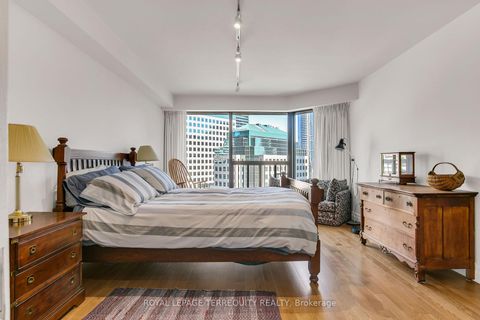 Photo 28 at 2311 - 55 Harbour Square, Waterfront Communities C1, Toronto