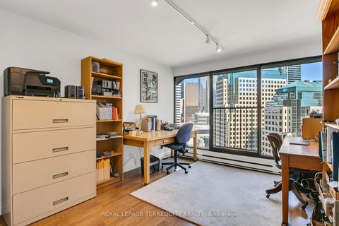 Photo 35 at 2311 - 55 Harbour Square, Waterfront Communities C1, Toronto
