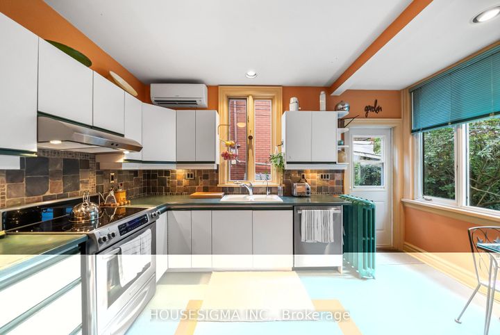 Photo 14 at 172 Ashdale Avenue, Coxwell, Toronto