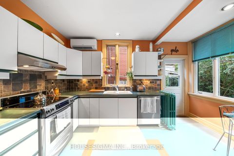 Photo 14 at 172 Ashdale Avenue, Coxwell, Toronto