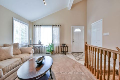 Photo 2 at 924 Vicrol Drive, Alcona, Innisfil